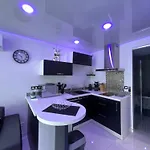 Apartment B&W Port Nature Luxe - Coursive - Vue Port - Chambre Separee - Village Naturiste *