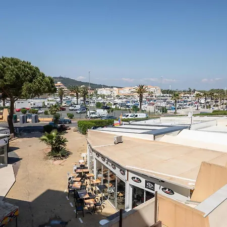 아파트 B&w Port Nature Luxe - Coursive - Vue Port - Separee - Village Naturiste *